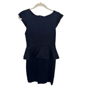 Alice + Olivia Dress Womens Size 6 Navy Scoop Neck Capped Sleeve Mini Sheath